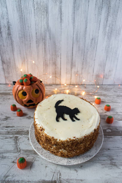 istock Halloween black cat pumpkin spice cake 1024082530