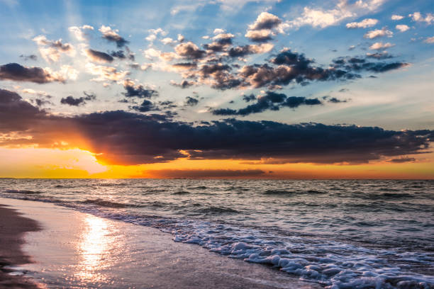 istock Beautiful sunrise over the sea 1024088422