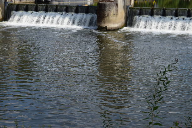 istock river lock of Lahn, Schleuse Nassau 1024092708