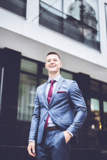 istock Businessman in front of a building 1024130424