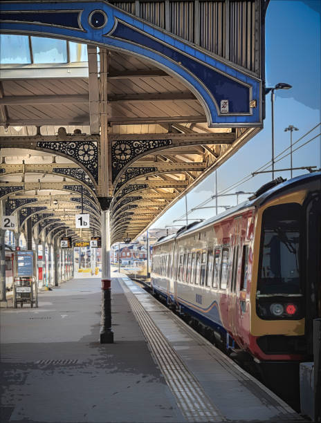 Homeward Bound Train sitting in station ready to depart empty platform electric train photos stock pictures, royalty-free photos & images