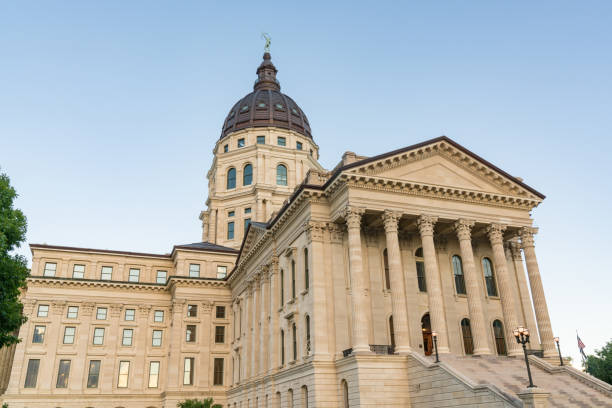 캔자스 국가 자본 건물 - kansas topeka state capital 뉴스 사진 이미지