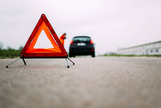 istock Troubles with the car on the road. 1024227432