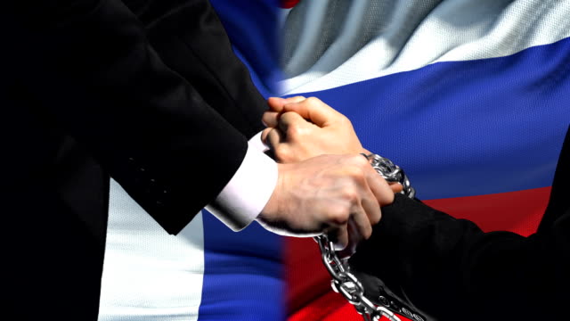 France sanctions Russia, chained arms, political or economic conflict, trade ban