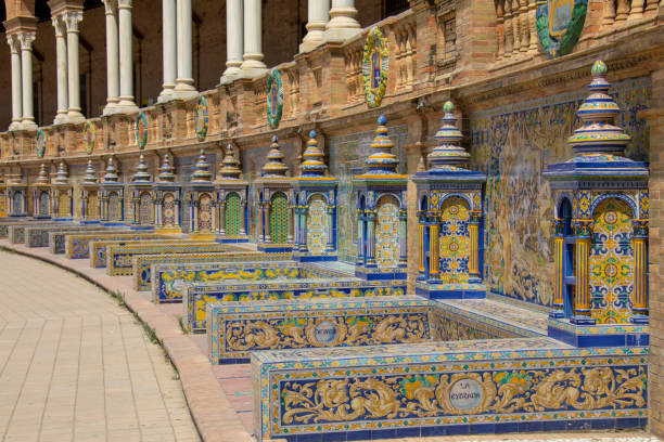 plaza de la espana, sewilla, andaluzja, hiszpania - plaza de espana sevilla town square seville zdjęcia i obrazy z banku zdjęć