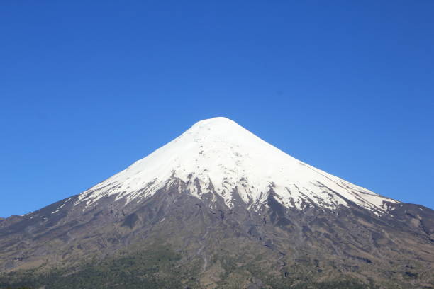 istock Osorno Volcano, Chile 1024395862