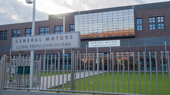 August 2018: Entry of the engineering center, founded in 2005, which deals with the design and development of alternative internal combustion engines. August 2018 in Turin