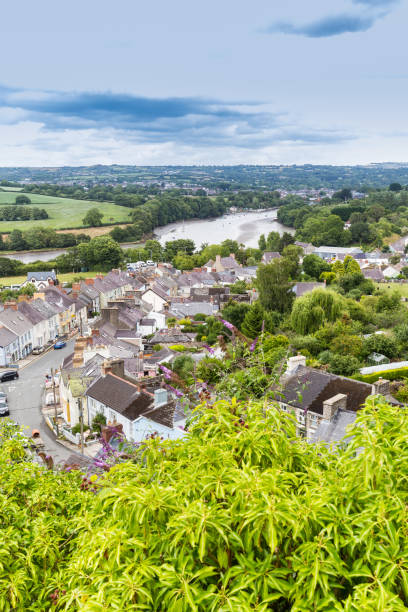 Cardigan in Pembrokeshire, Wales, UK View on the town Cardigan and the river Teifi on he coast of  Pembrokeshire, in Wales, UK teifi river stock pictures, royalty-free photos & images