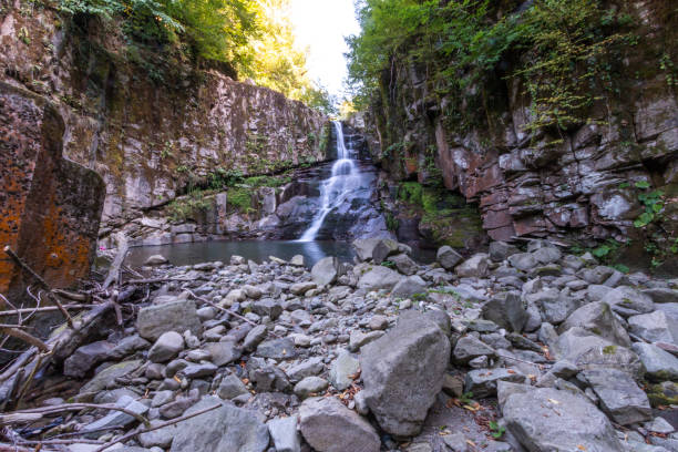 водопады зонгулдак эрегли каялидере - waterfall tropical rainforest water jamaica стоковые фото и изображения