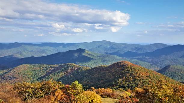 istock Mountain in Chattahoochee-oconee National forest 1024940900