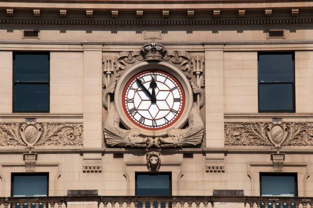 istock 6 minutes to noon at Customs House at Circular Quay 1025112070