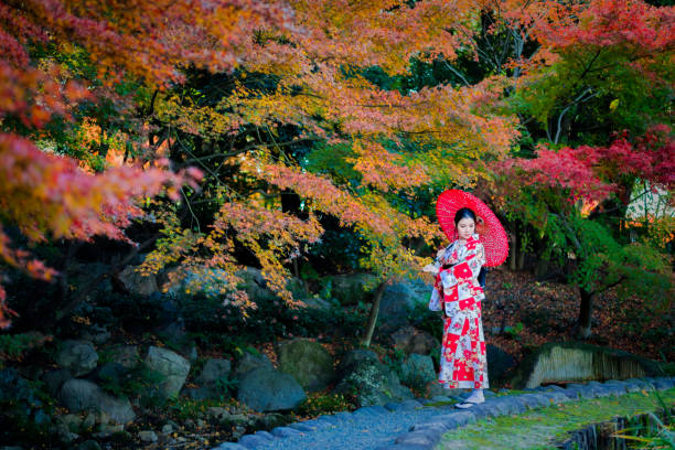istock Autumn And Kimono Girl 1025141630