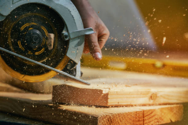 istock Circular Saw. Carpenter Using Circular Saw for wood beam 1025587646