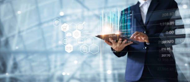 affärsman med surfplatta analysera försäljningsdata och ekonomisk tillväxt graph-diagrammet. affärsstrategi. abstrakt-ikonen. digital marknadsföring. - offentlig byggnad bildbanksfoton och bilder