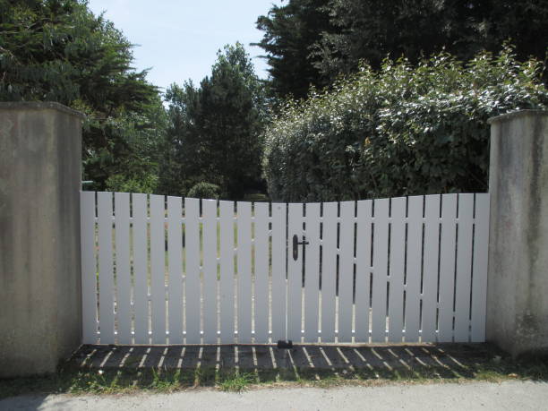 istock PVC Garden Door  Car Entry 1025795382