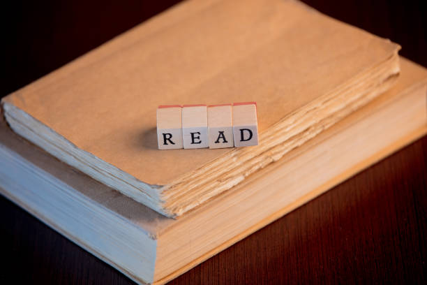 istock Word read and books on wooden table 1025927012