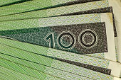 hundert-polnischer-zloty-in-banknoten.jpg?b=1&s=170x170&k=20&c=tQGhQzywRMQTJrTexbj34t1CUXqG3zCHDoqYrnarV_k=
