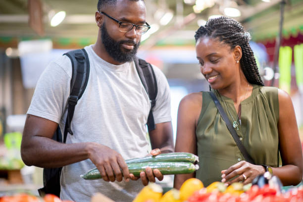 istock Couple in a grocery store 1026069456
