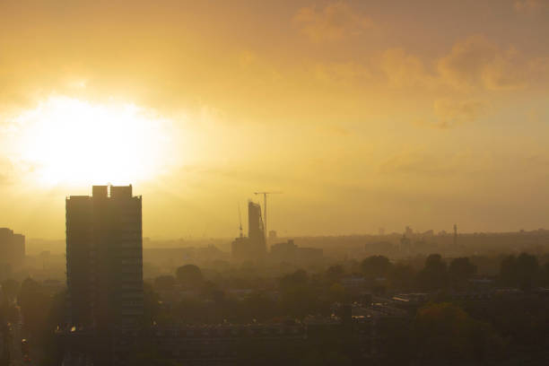 istock London - red sun day 1026116388