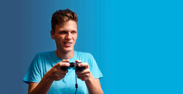 istock Banner happy teen playing games 1026267904