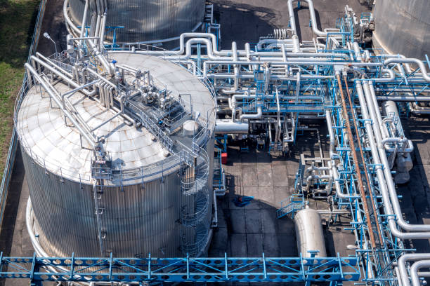 istock Industrial storage tanks in the Refinery 1026694234
