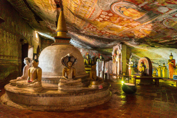 istock Cave Temple - Buddha - Buddhist - Dambulla 1026769318