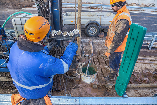 Drilling operation with two drillers