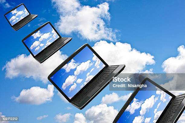 Concetto Di Tecnologia Cloud Computing - Fotografie stock e altre immagini di Astratto - Astratto, Attrezzatura informatica, Cielo