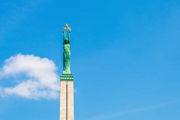 istock The Freedom Monument of Riga 1027128612