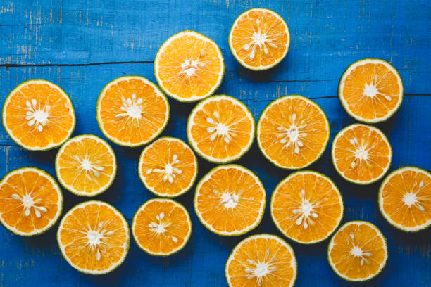 istock King mandarin fruits-Orange slices 1027145802