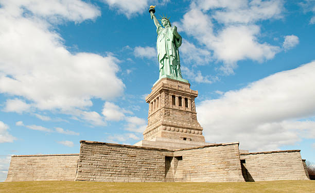 istock Statue of Liberty National Monument 102717120