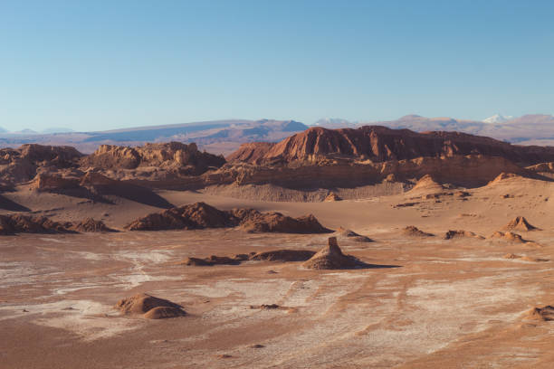 istock Valley of the moon, Atacama desert 1027190068