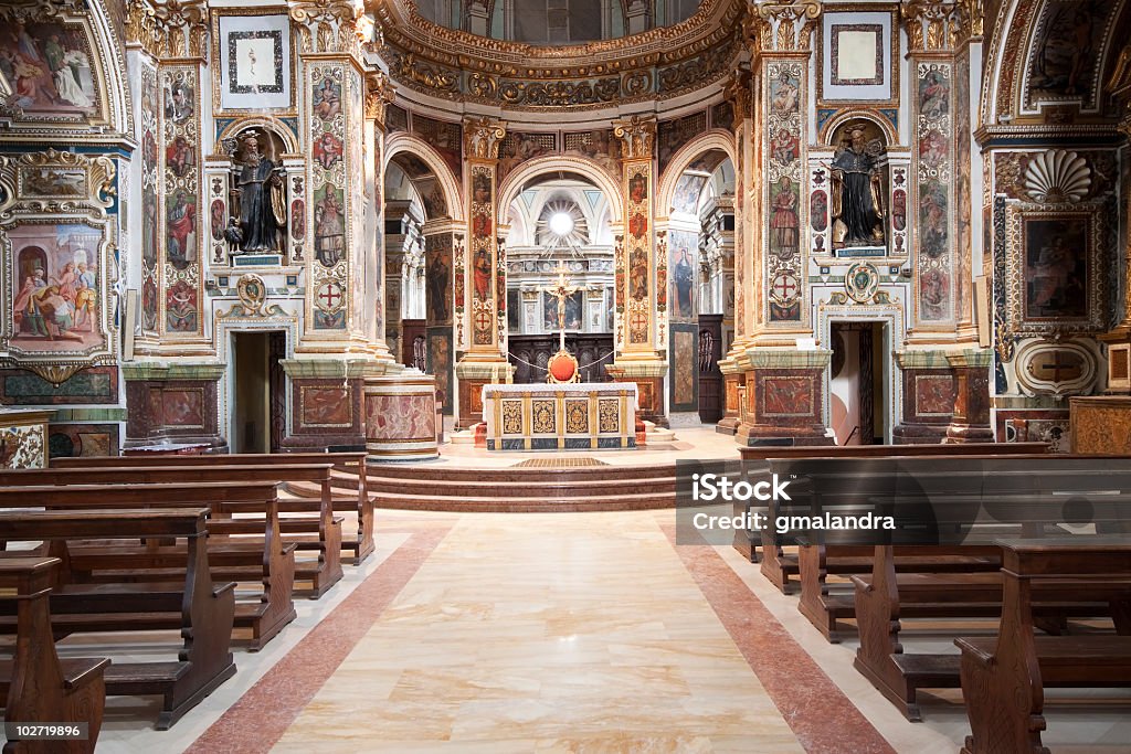 Italiano chiesa barocca interno - Foto stock royalty-free di Affresco