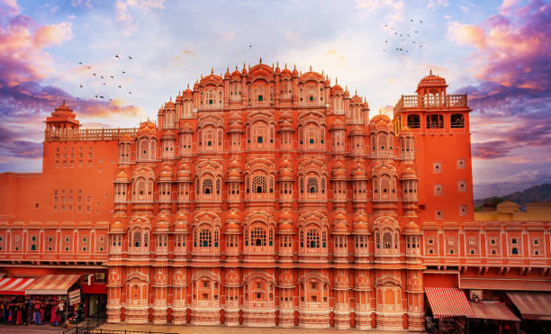 hawa mahal palais des vents, jaipur, rajasthan - hawa photos et images de collection