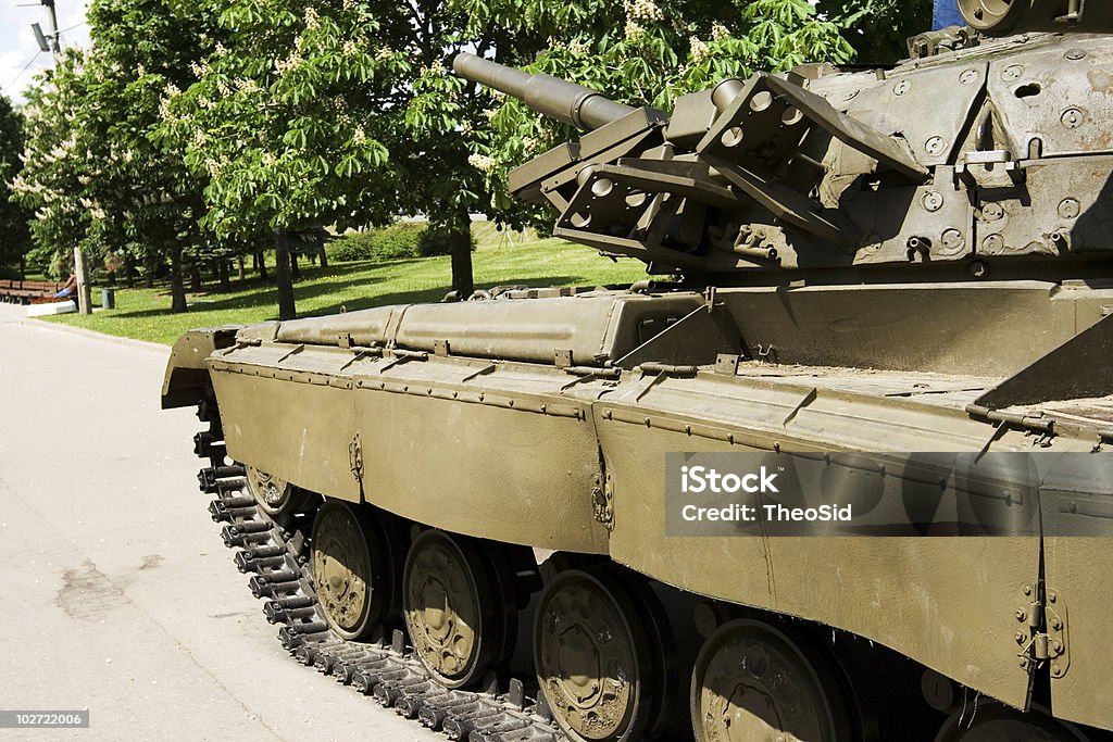 탱크 4 - 로열티 프리 강철 스톡 사진