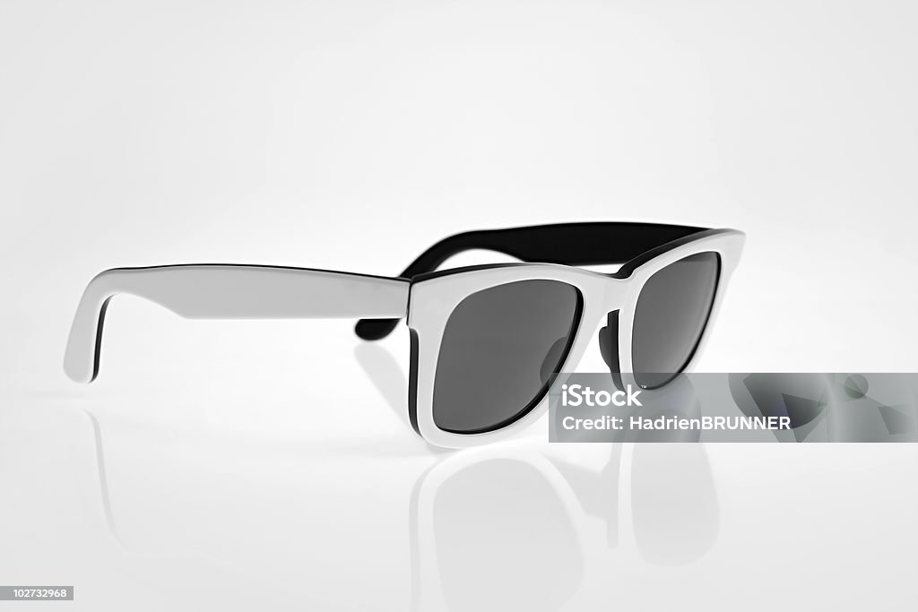 Белый Солнцезащитные очки - Стоковые фото Без людей роялти-фри