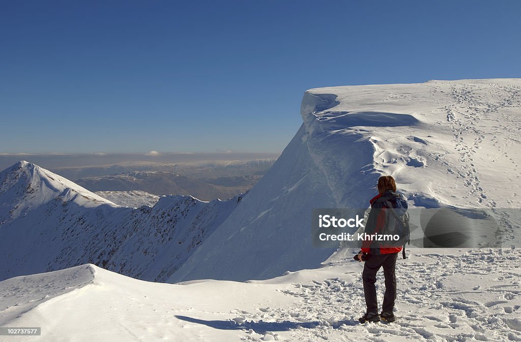 등반가 on 스노이 summit - 로열티 프리 헬벨린 스톡 사진