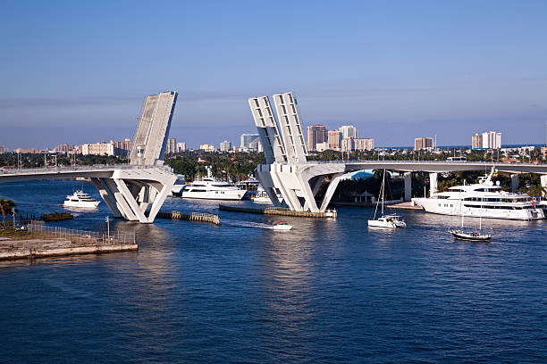 istock Port Everglades, Fort Lauderdale Bridge 102739888