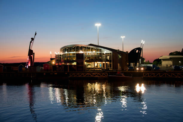 foto noche de puerto de sydney, nueva escocia, - sydney fotografías e imágenes de stock