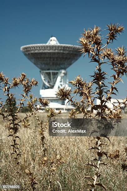 Foto de Centro De Controle De Espaço e mais fotos de stock de Antena - Equipamento de telecomunicações - Antena - Equipamento de telecomunicações, Antena parabólica, Astronomia