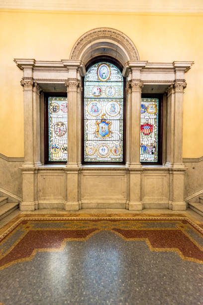 residencia estatal de massachusetts - dome skylight stained glass glass fotografías e imágenes de stock