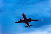 flugzeug-start-pearson-international-airport.jpg?b=1&s=170x170&k=20&c=-2nHAk8aqYiYJXjR42nGOPmXS6oKtn4y_yU3bzmZfNA=