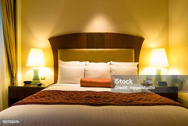 Luxuoso Quarto De Dormir - Fotografias de stock e mais imagens de Cama - Cama, Hotel, Visão Frontal