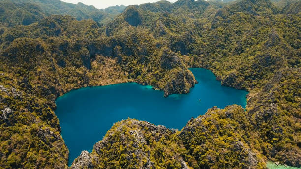 istock Mountain lake Barracuda on a tropical island, Philippines, Coron, Palawan 1027593552