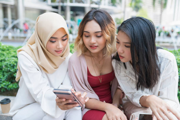 istock Look What's New On Social Media 1027649350