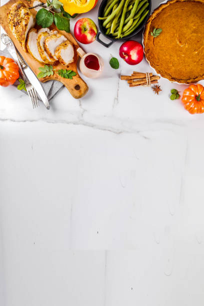 dziękczynienie jedzenie wakacje - thanksgiving dinner party turkey feast day zdjęcia i obrazy z banku zdjęć