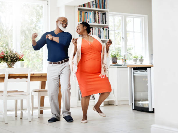 marriage, the most beautiful duet of all - african dance imagens e fotografias de stock