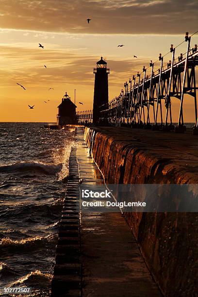 Grand Haven South Pierhead Lighthouse Stock Photo - Download Image Now - Grand Haven, Michigan, Beauty In Nature