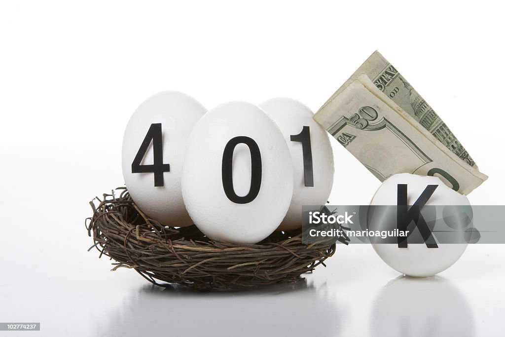 401 k Nest huevos - Foto de stock de 401k - Palabra en inglés libre de derechos