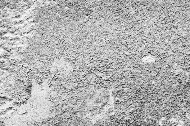 istock Wall fragment with attritions and cracks 1027772694